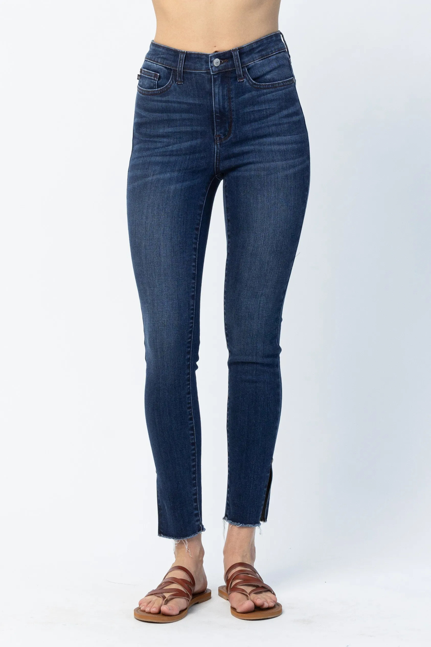 Side slit non distressed Jeans